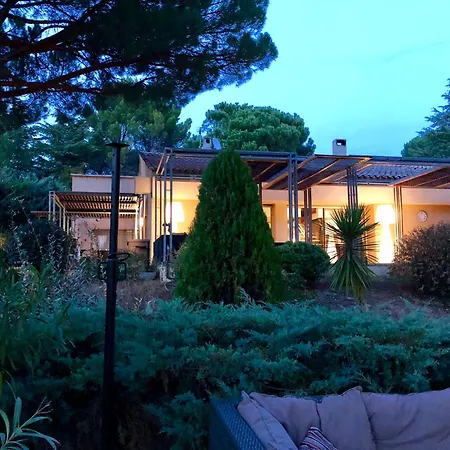 Provence Mon Bed & Breakfast La Tour-d'Aigues